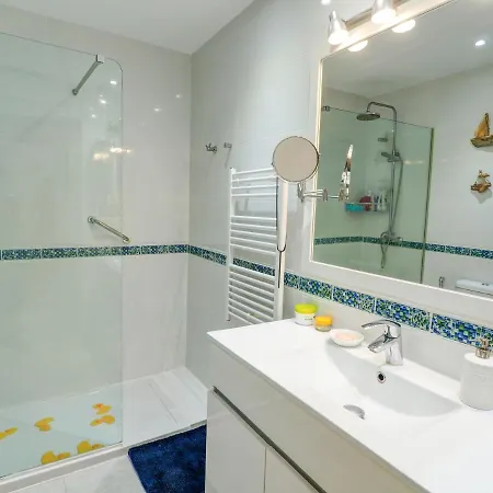 Apartment Bartomeu Blanc By Hello Homes