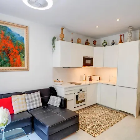 Bartomeu Blanc By Hello Homes * Sitges